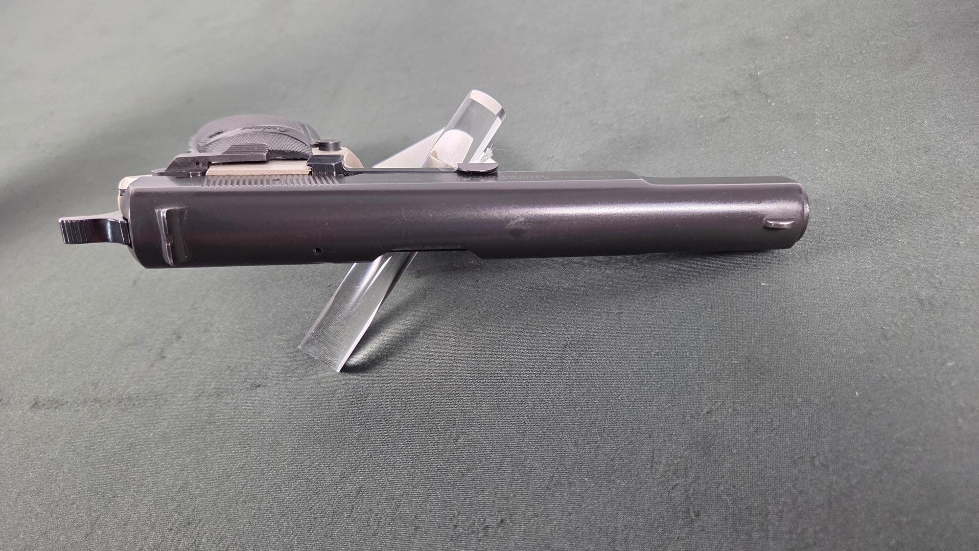 1979 twop tone FN-made Browning Hi-Power - Image 4