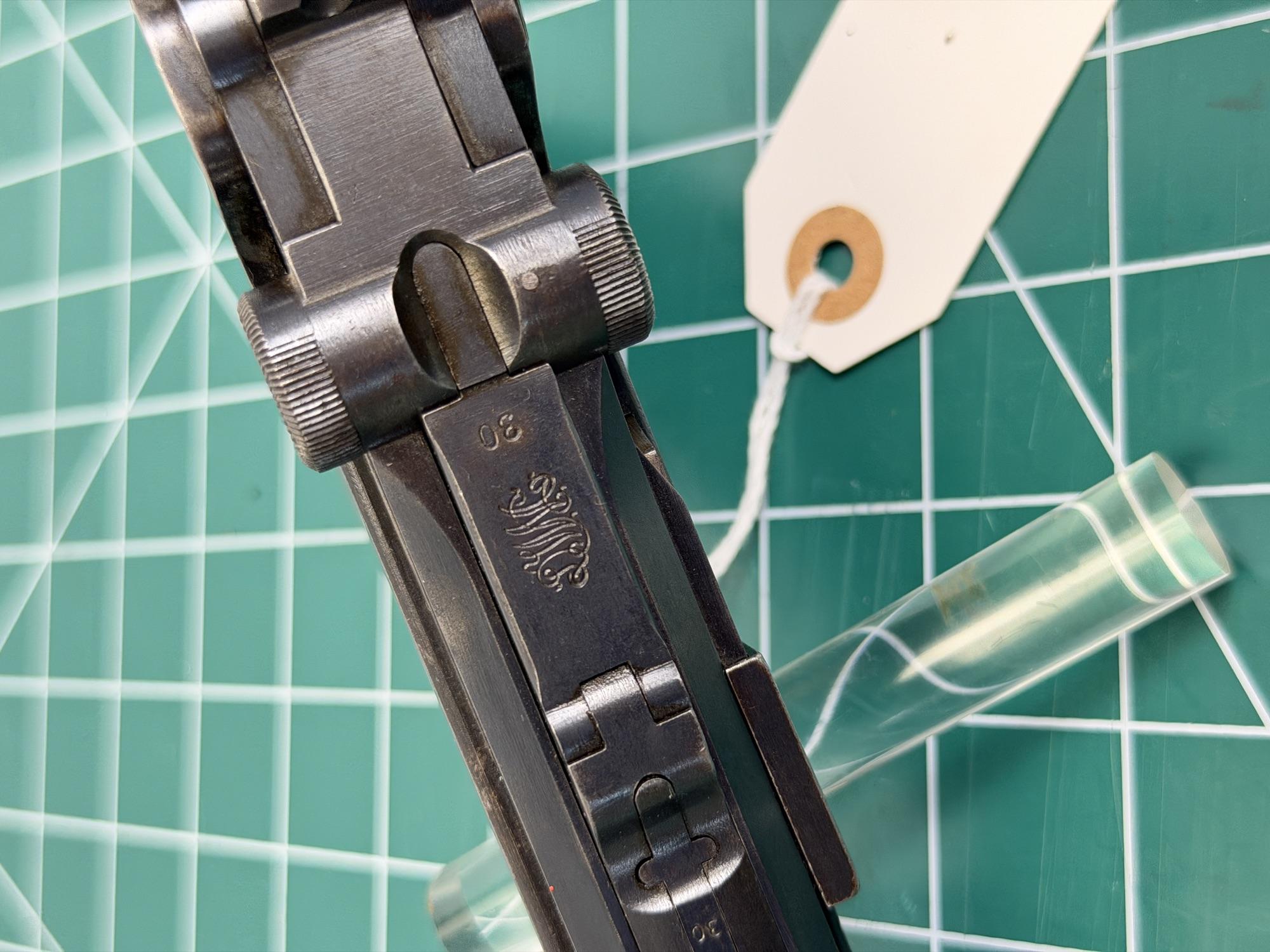 DWM commercial Luger P08 pistol - Image 5