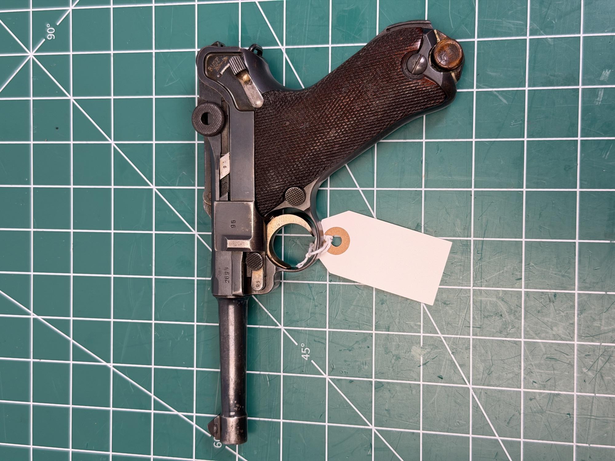 1940 Dutch contract Mauser Banner P.08 Luger - Image 2