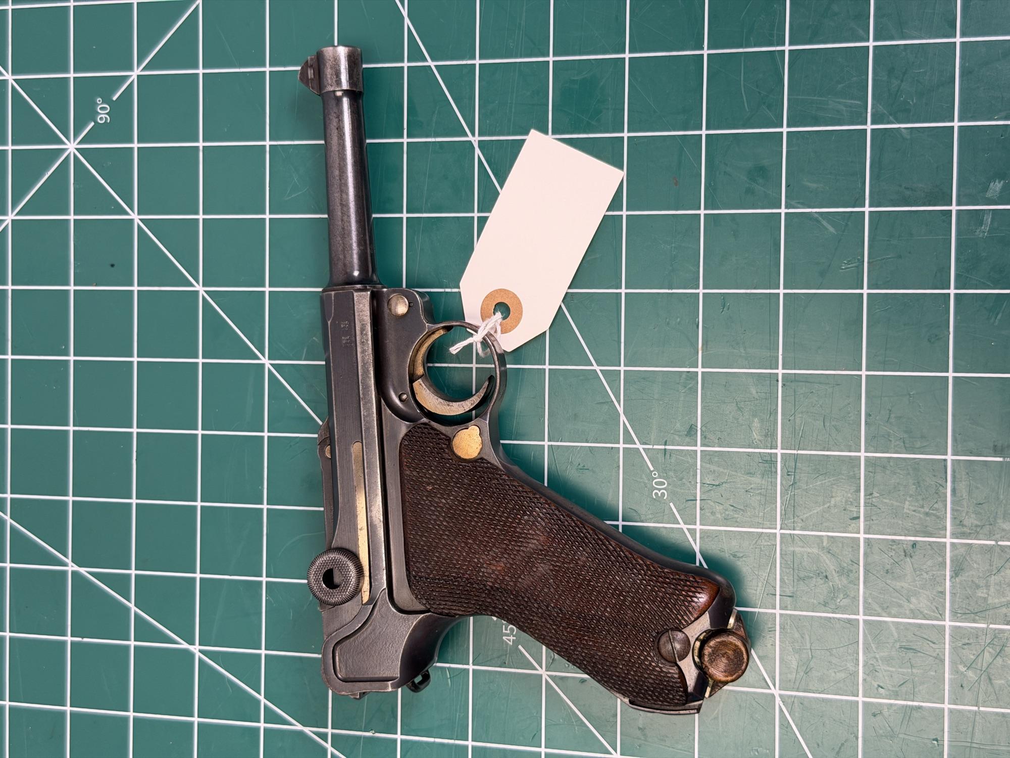 1940 Dutch contract Mauser Banner P.08 Luger - Image 3