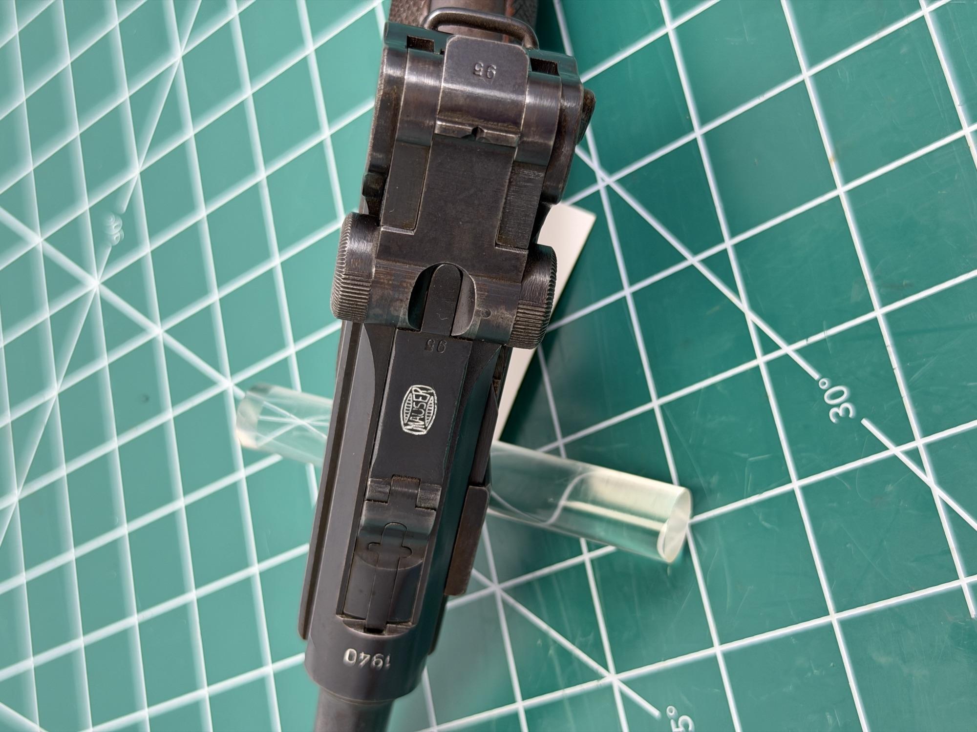 1940 Dutch contract Mauser Banner P.08 Luger - Image 4