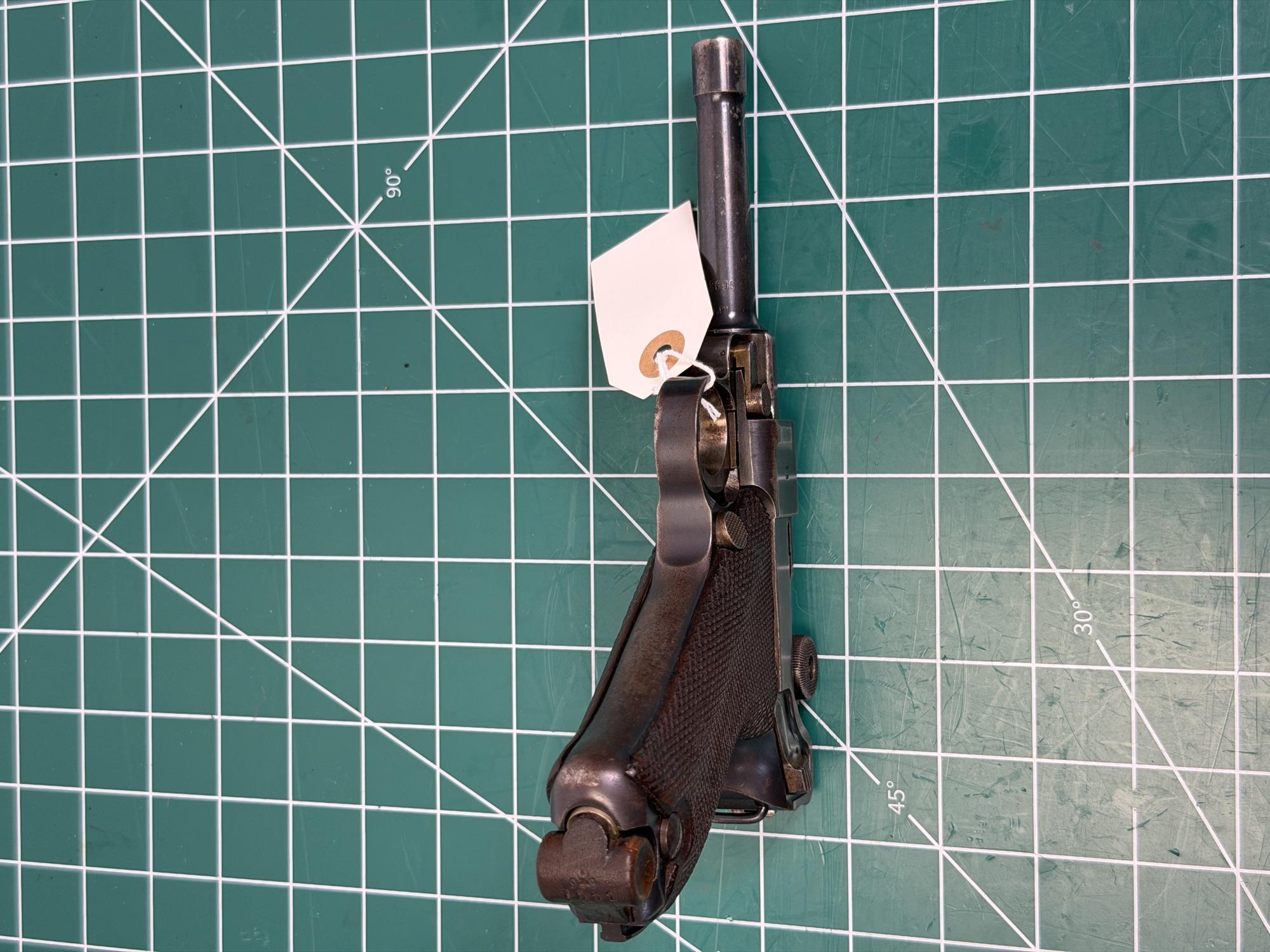 1940 Dutch contract Mauser Banner P.08 Luger - Image 5