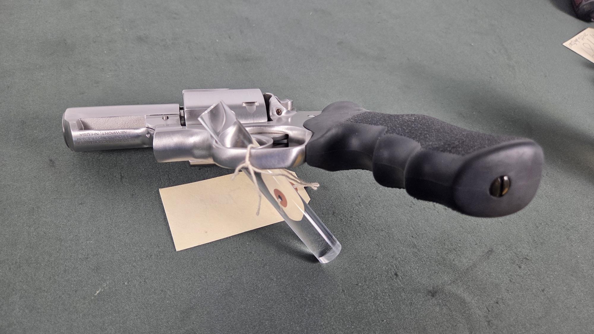Super Redhawk Alaskan .44 Mag - Image 3