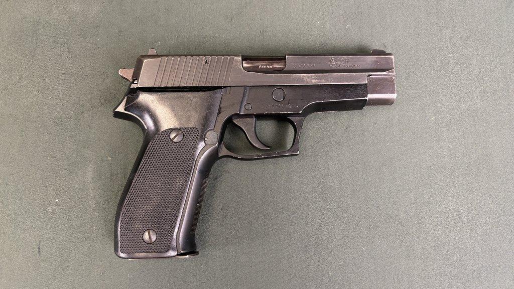 German P226 Grade B - Image 3