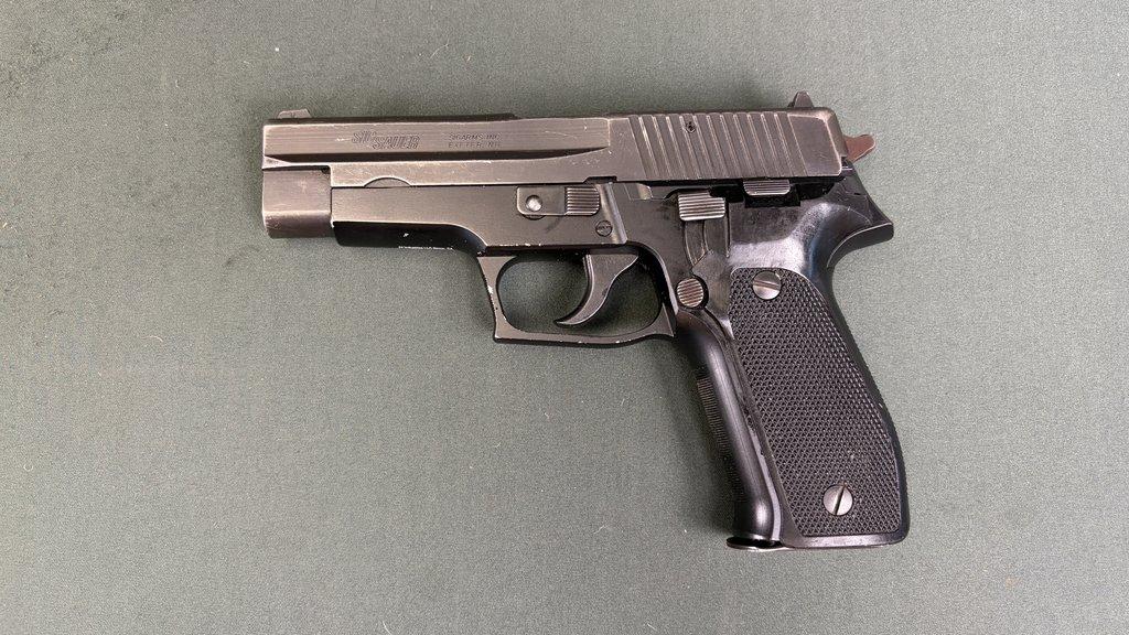 German P226 Grade B - Image 5
