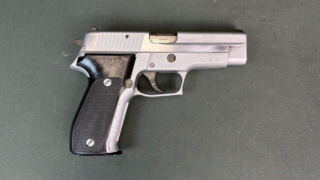 German P226 Stainless/Two Tone - Image 3