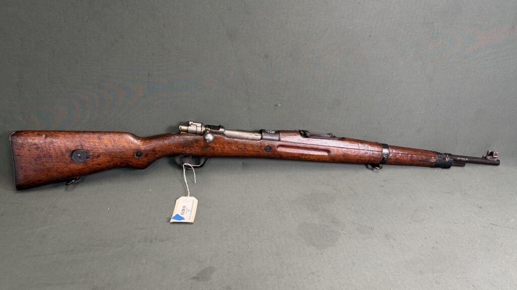 Rampant Lion Crest Czech vz.24 Mauser 8mm — 1938