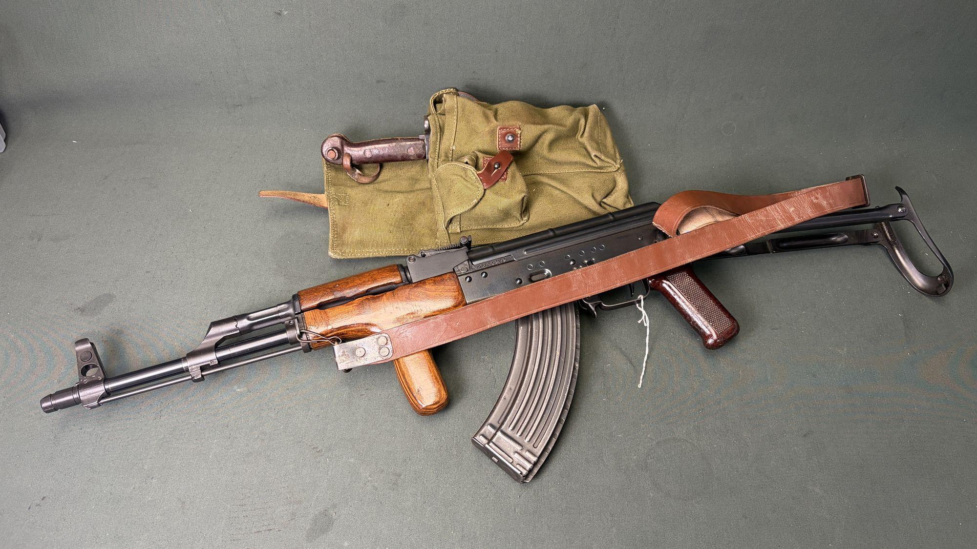 Romanian md.65 Underfolder AK 7.62×39 — U.S. Build, Matching Kit - Image 2