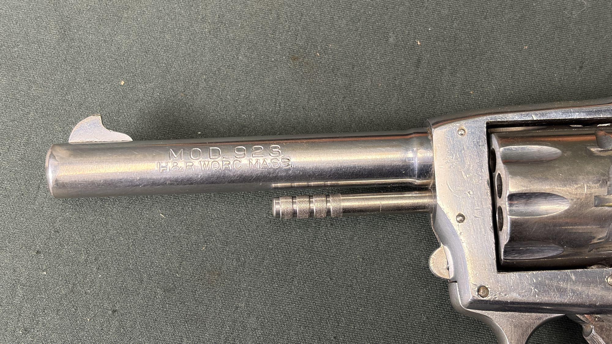 H&R Model 923 .22 LR Revolver — Nickel, 9-Shot - Image 2