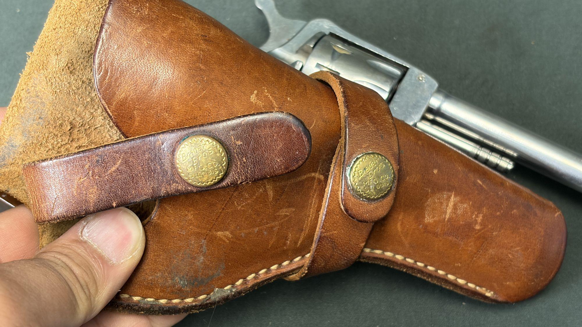 H&R Model 923 .22 LR Revolver — Nickel, 9-Shot - Image 7