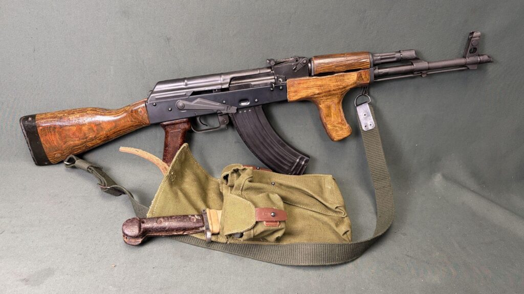 Romanian Romy G 7.62×39 — md.63 AKM Build, Matching Kit+ accessories