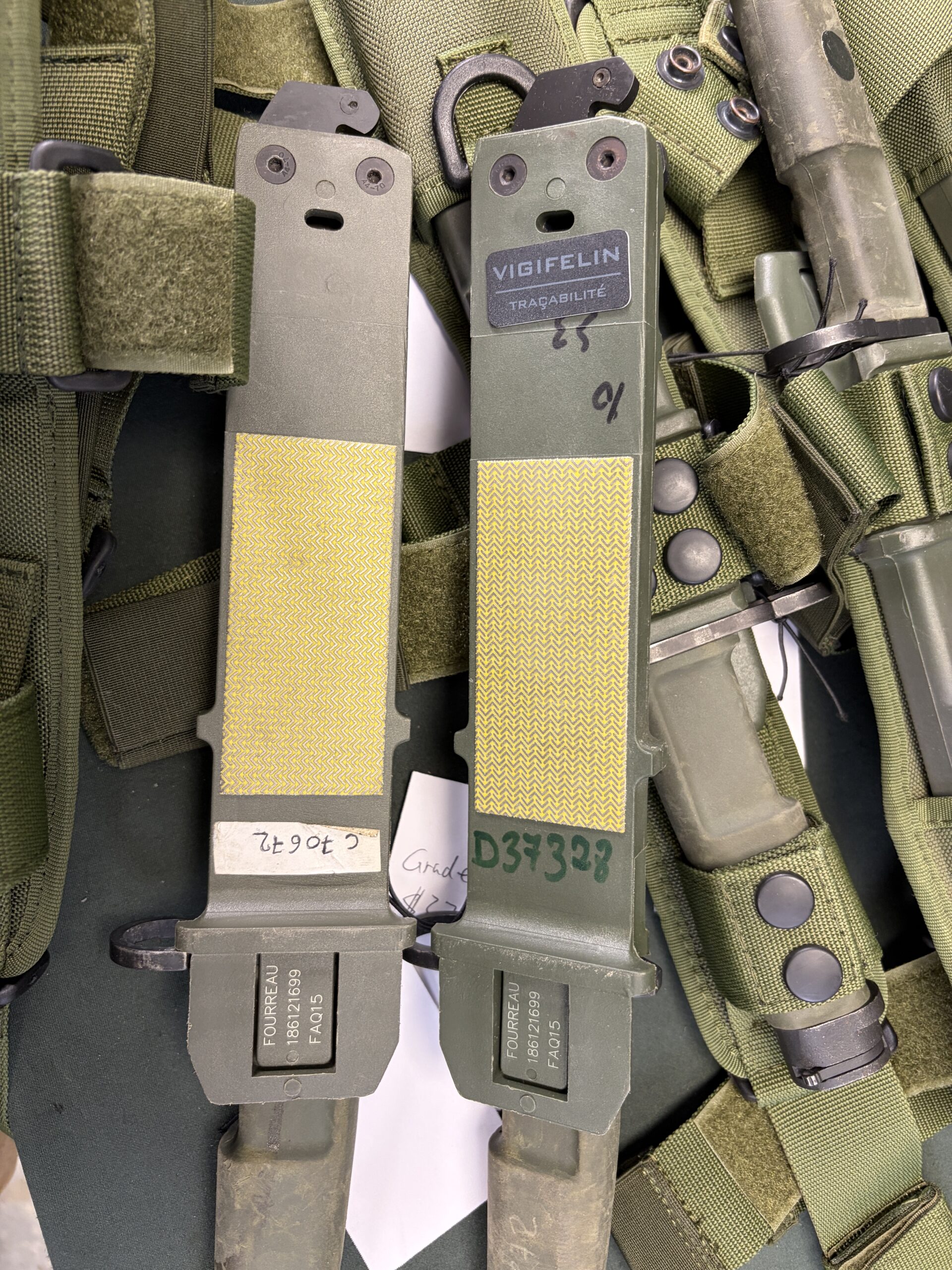 Extrema Ratio Fulcrum Bayonet — French VIGI FÉLIN Issue, Scabbard & Drop-Leg Harness - Image 6