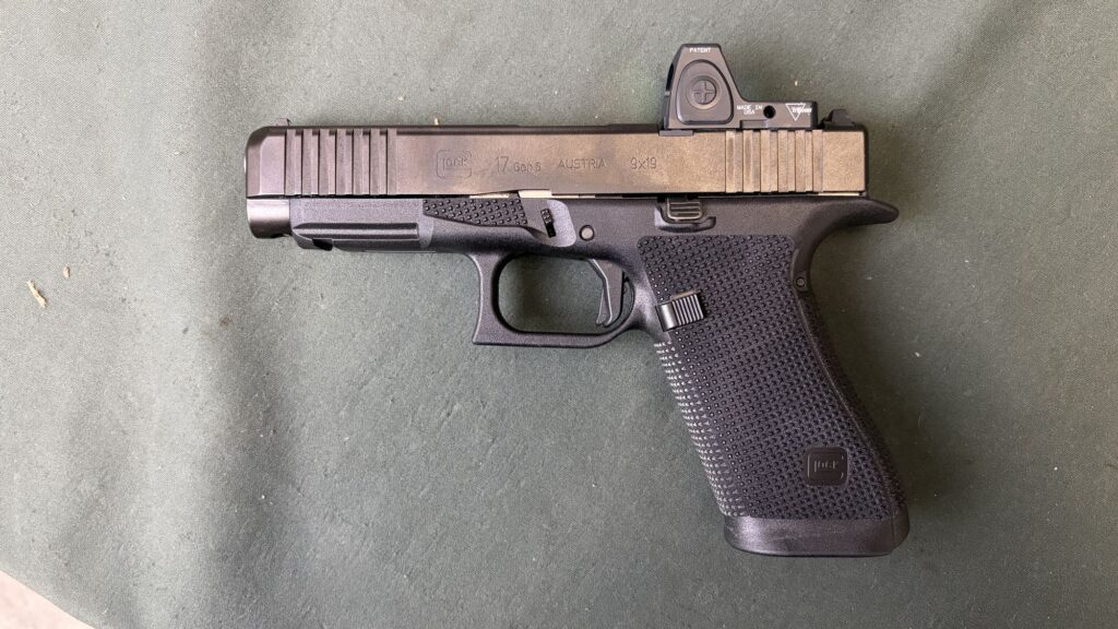 Glock 17 Gen6 9mm Like New in Box Trijicon RM06 RMR