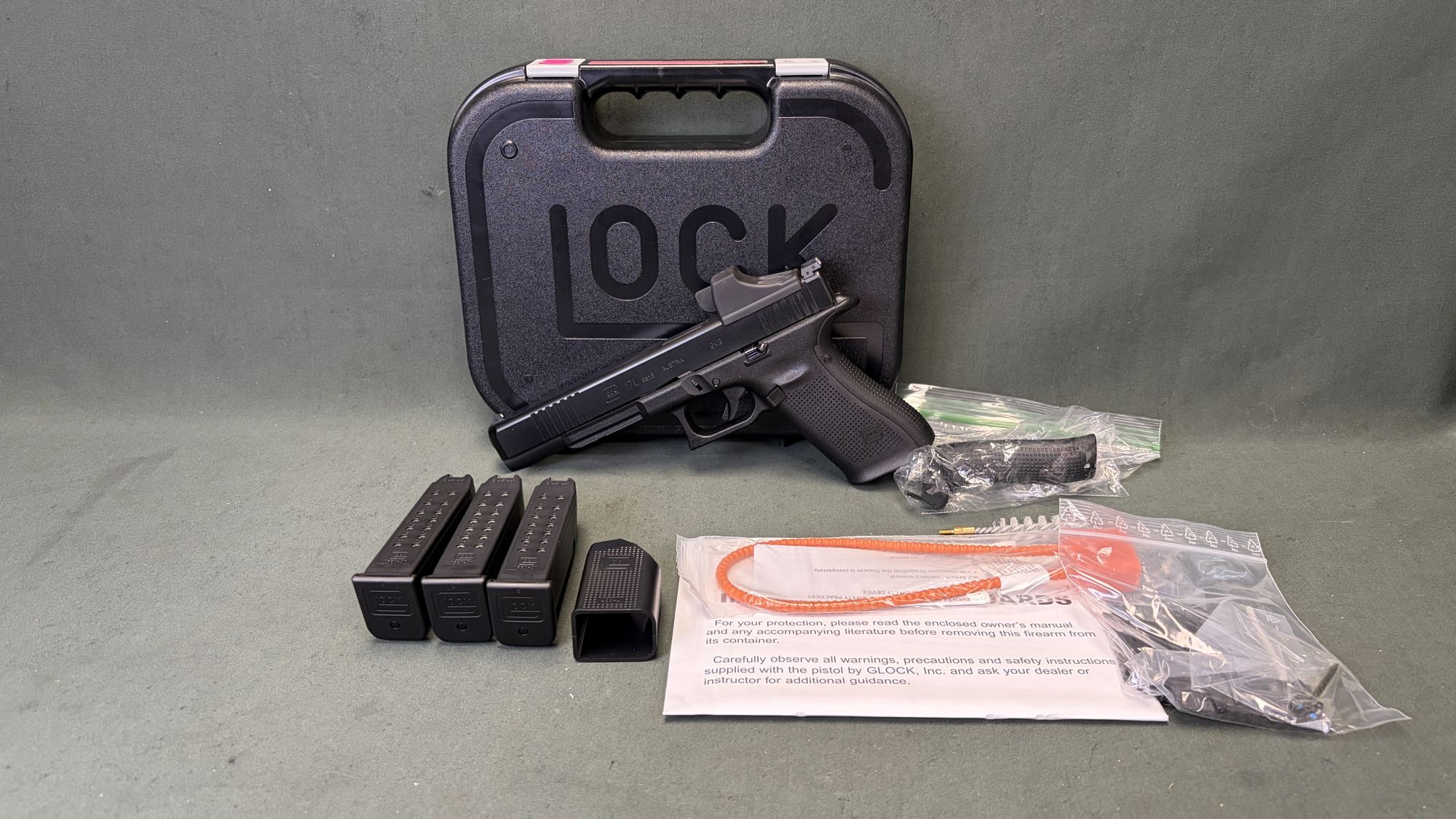 Glock 17L 9mm Long Slide with Holosun SCS Green and Three Magazines