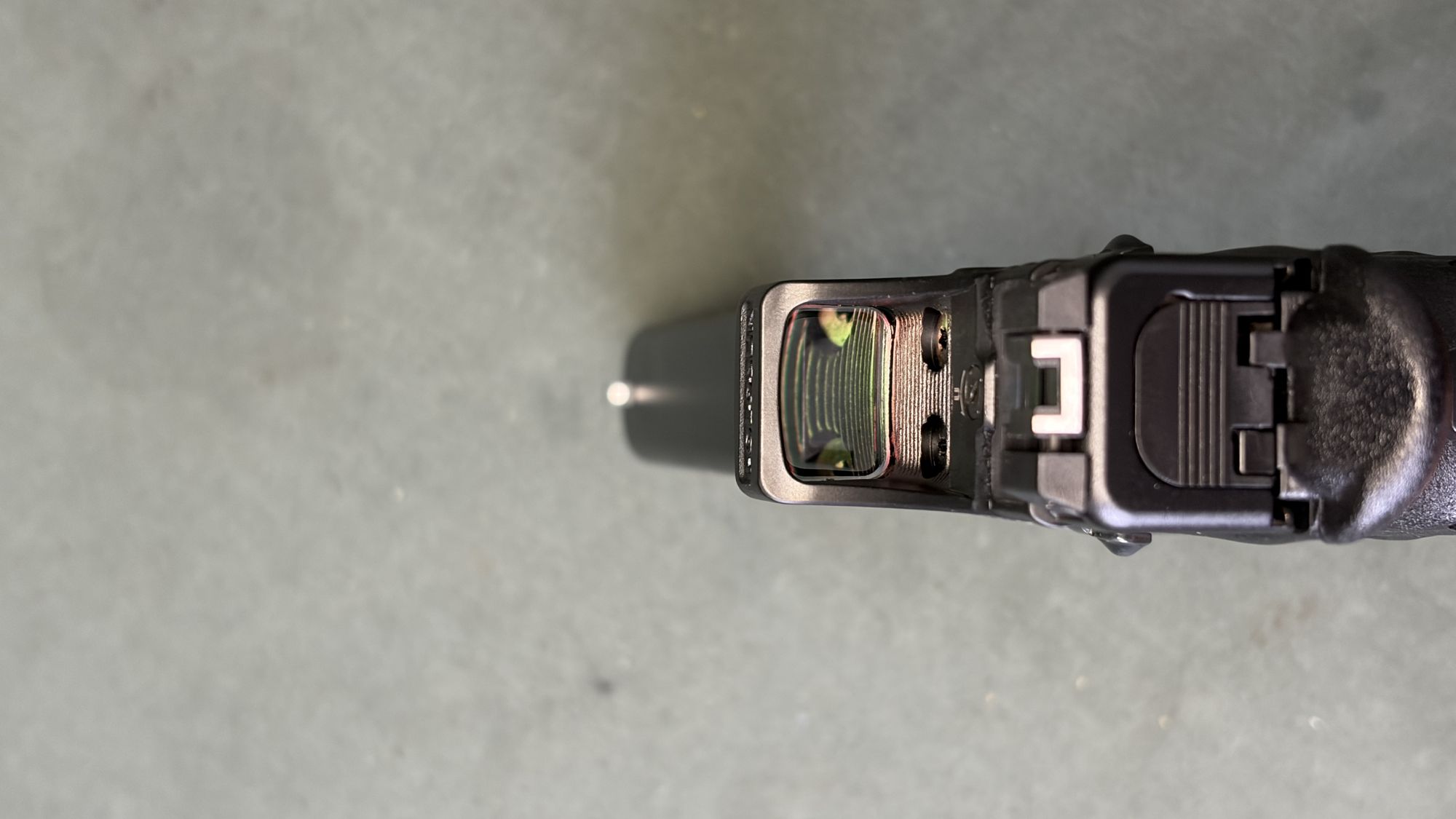 Glock 17L 9mm Long Slide with Holosun SCS Green and Three Magazines - Image 8