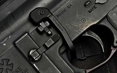 Magpul B.A.D. Lever Battery Assist Device – AR-15/M4 Bolt Catch Extension, Black - Image 2